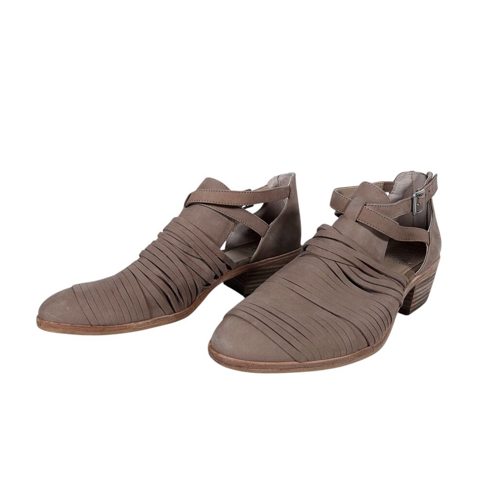 Vince Camuto Pamelle Boots 9.5 Tan Taupe Nubuck Leather Cutout Ankle Booties